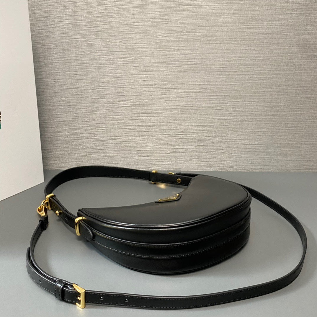 ＰＲＤＡ ARQUÉ SMALL LEATHER SHOULDER BAG BLACK