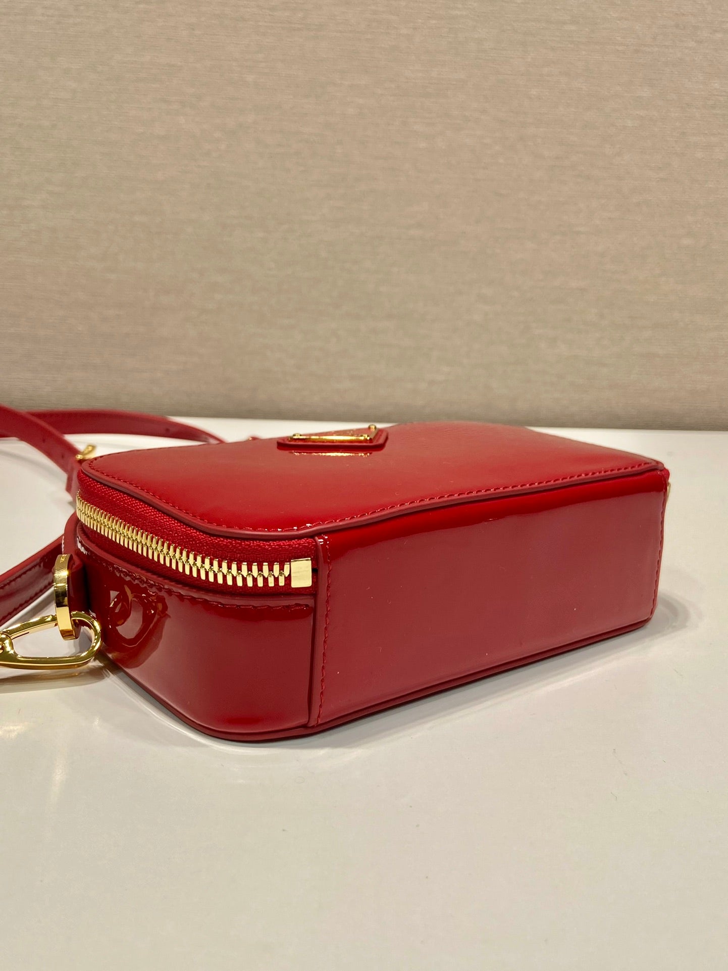 ＰＲＤＡ ODETTE PATENT LEATHER MINI BAG RED