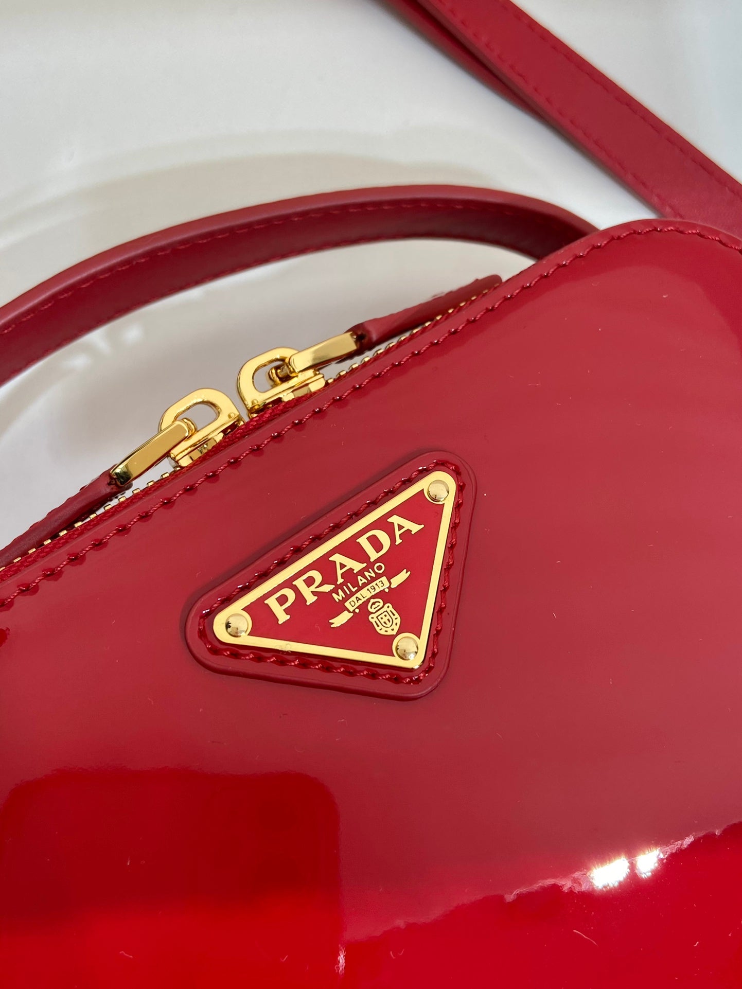 ＰＲＤＡ ODETTE PATENT LEATHER MINI BAG RED