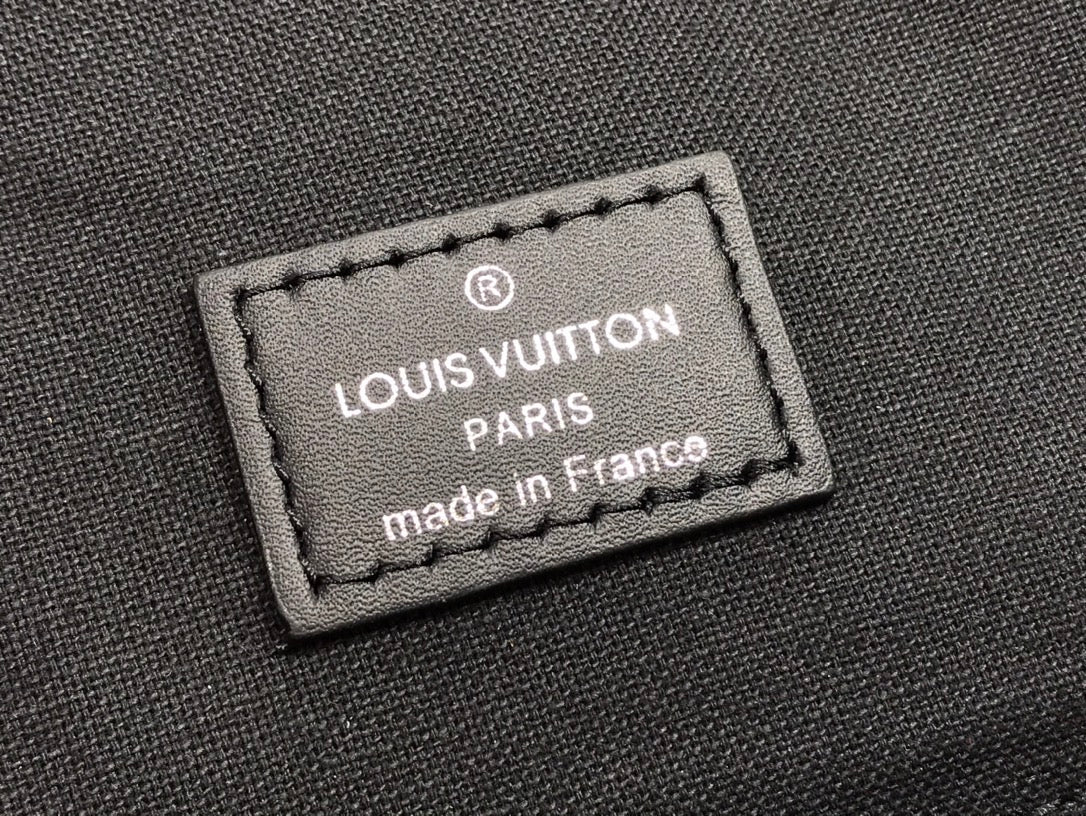 ＬＳ ＶＴＴＯＮ M41079 CHRISTOPHER BACKPACK BROWN