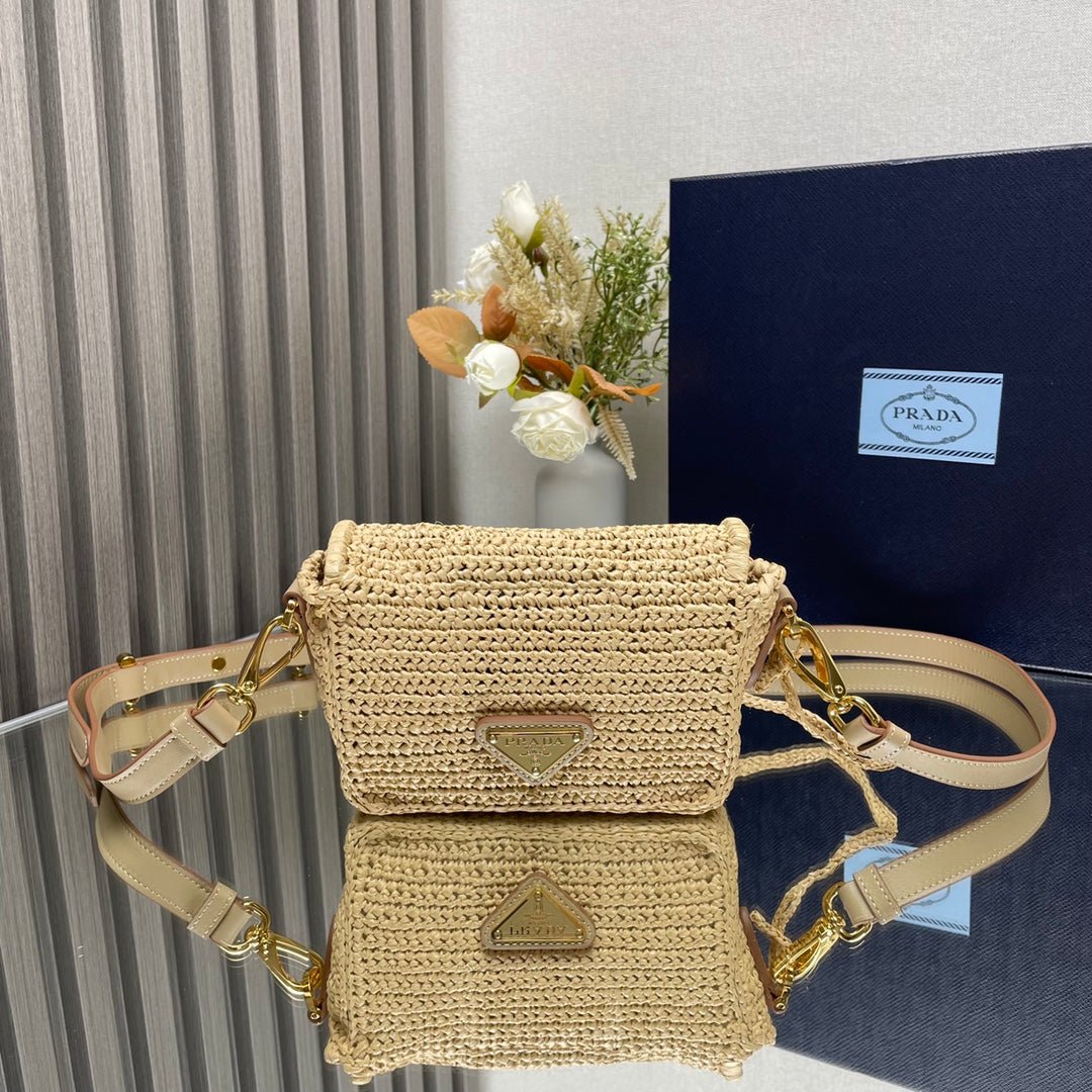 ＰＲＤＡ CROCHET SHOULDER BAG