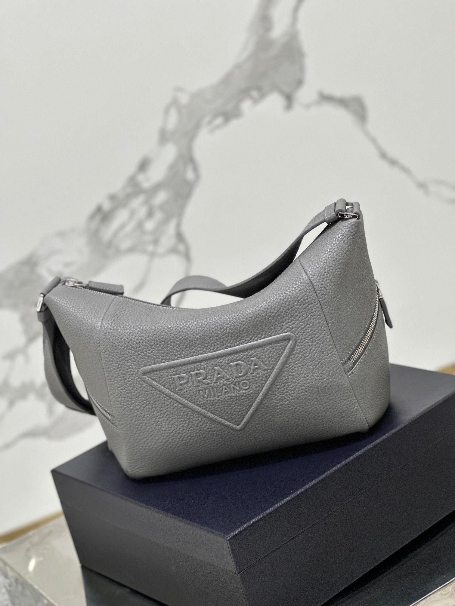 ＰＲＤＡ GRAY LEATHER SHOULDER BAG