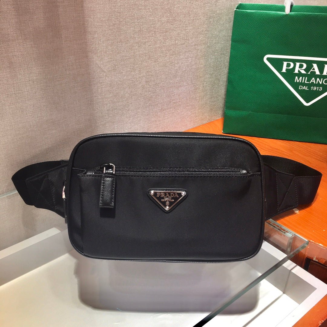 ＰＲＤＡ RE-NYLON BELT BAG