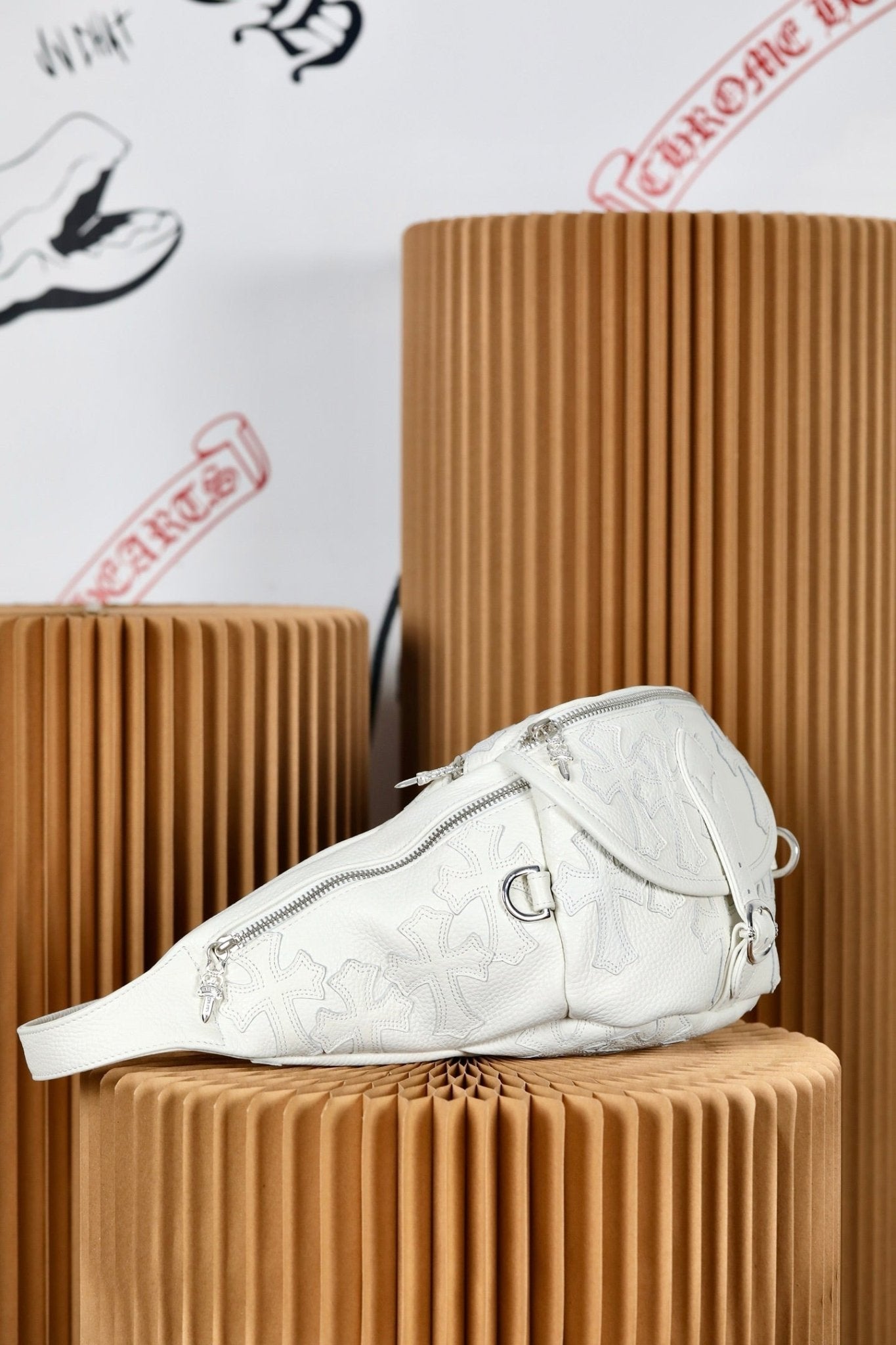 ＣＨＲＭ ＨＲＴＳ WHITE CROSS PATCH SNAT PACK WHITE