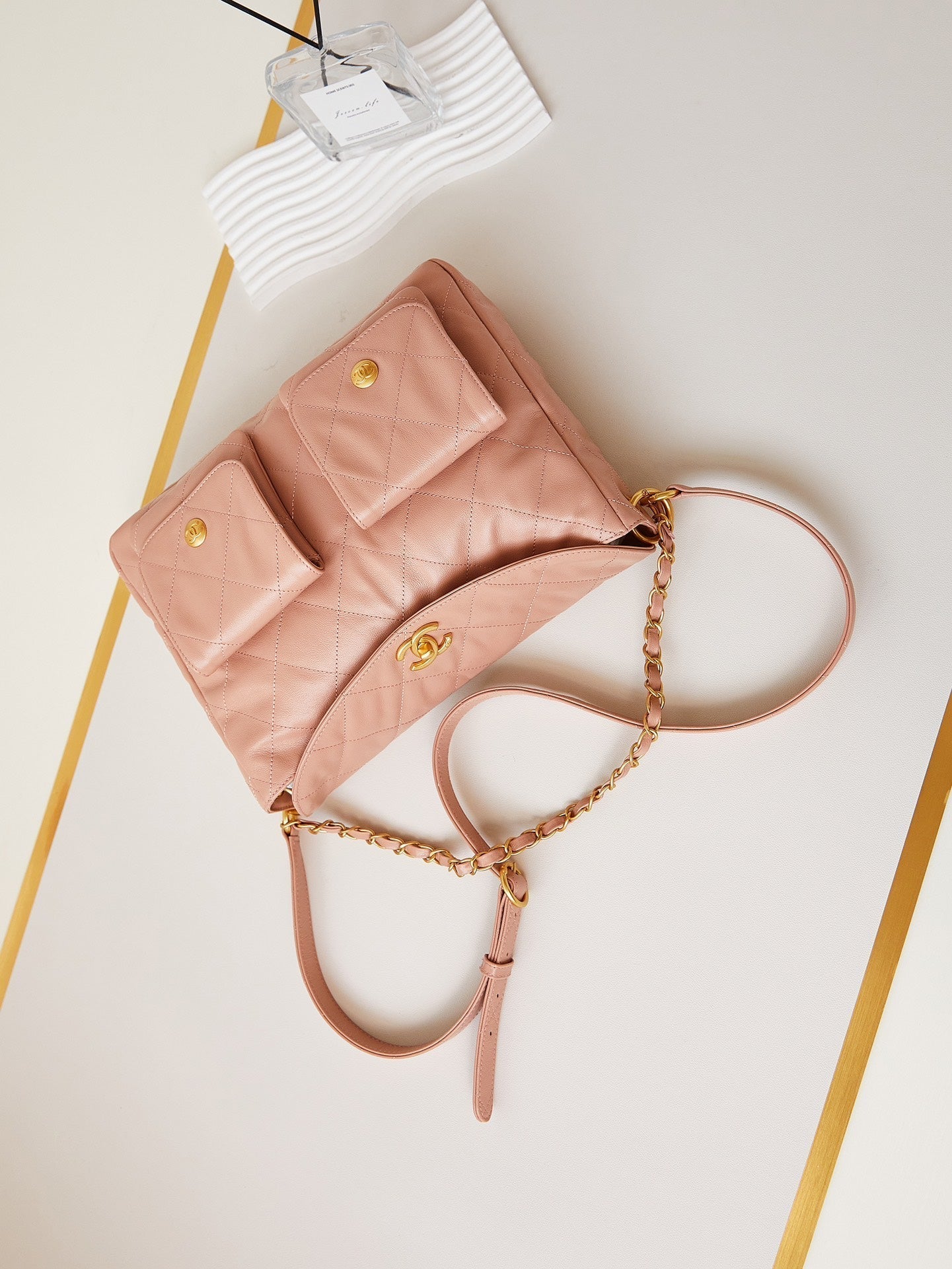 ＣＨＮＥＬHOBO HANDBAG DESERT SAND