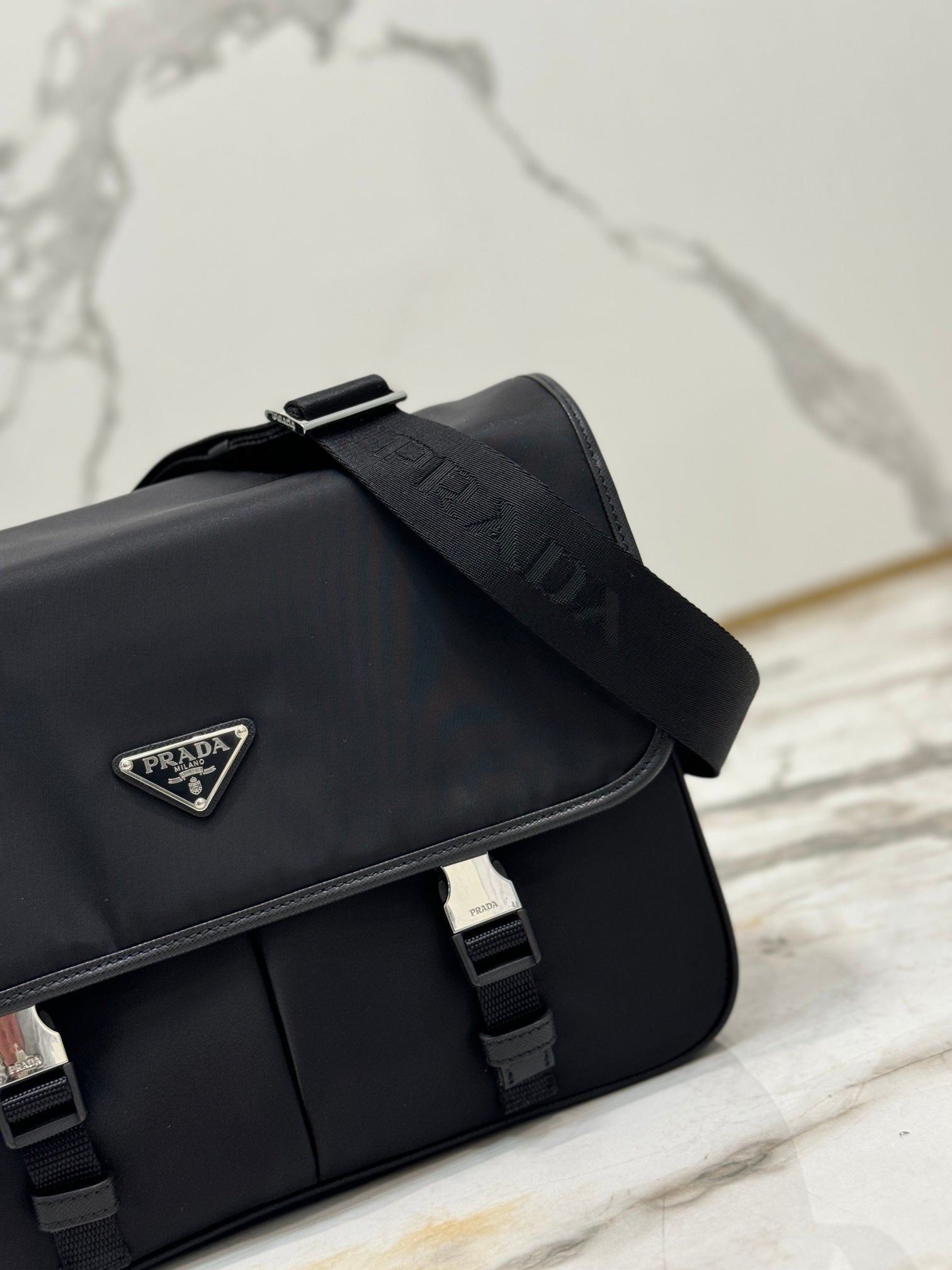 ＰＲＤＡ RE-NYLON AND SAFFIANO LEATHER SHOULDER BAG