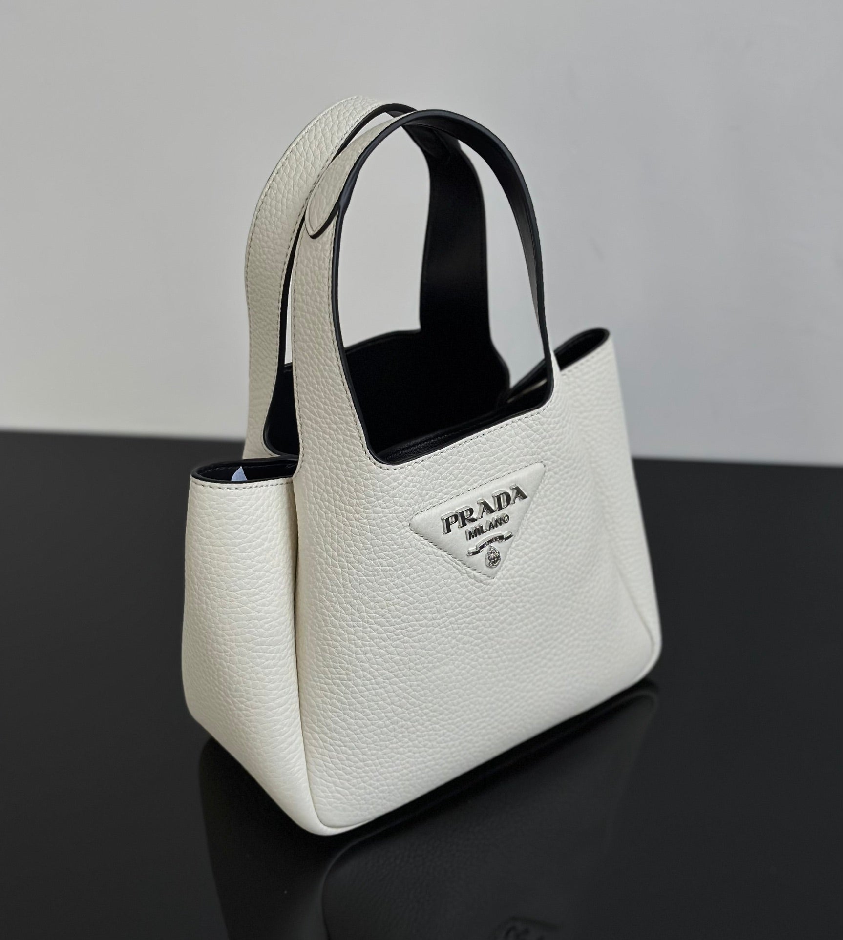 ＰＲＤＡ LEATHER MINI HANDBAG WHITE