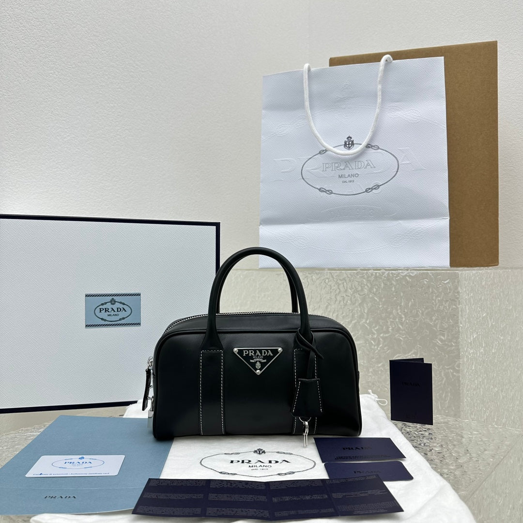 ＰＲＤＡ BOSTON LEATHER TOTE BAG