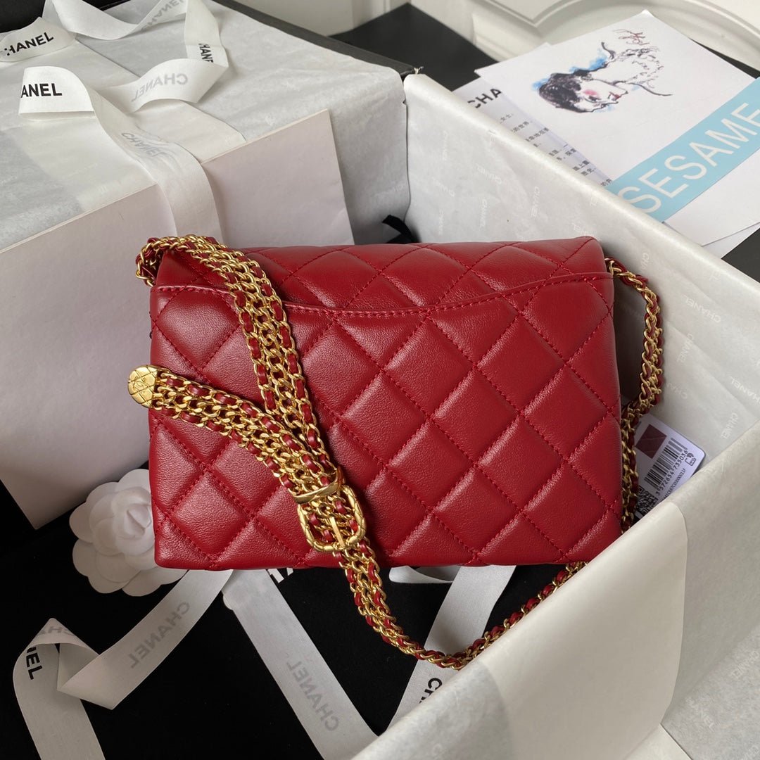ＣＨＮＥＬSMALL FLAP BAG RED