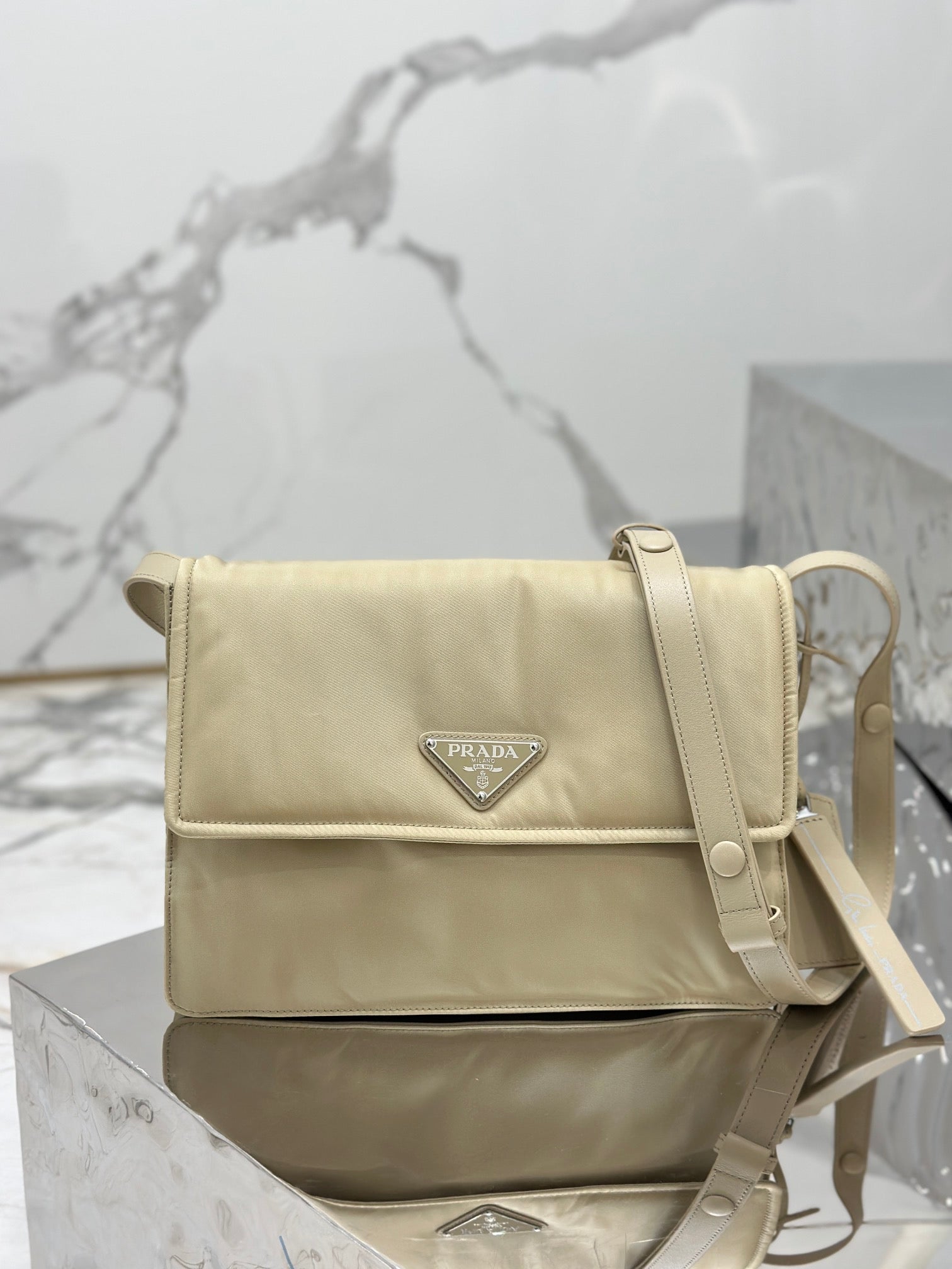 ＰＲＤＡ MEDIUM PADDED RE-NYLON SHOULDER BAG