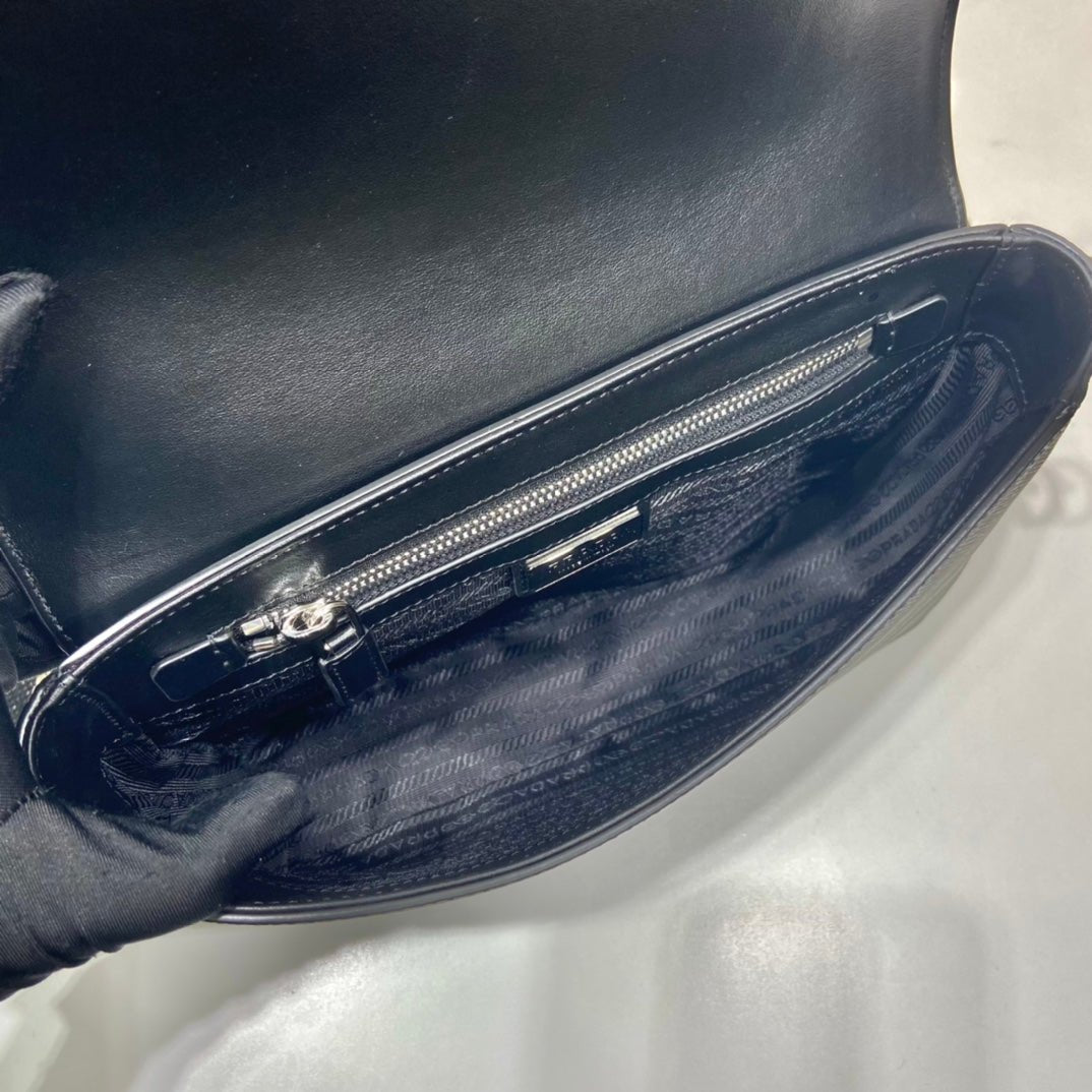 ＰＲＤＡ SAFFIANO LEATHER SHOULDER BAG BLACK