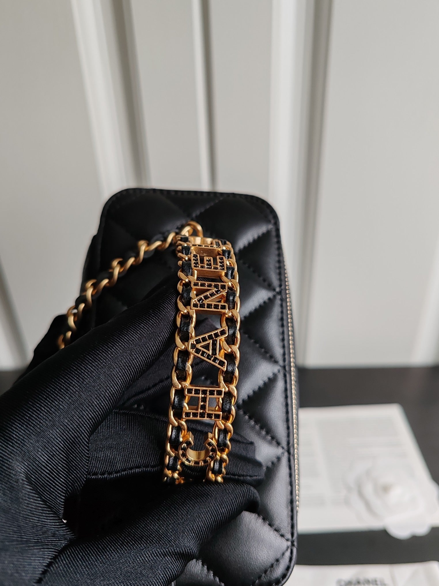 ＣＨＮＥＬTOP HANDLE VANITY CASE