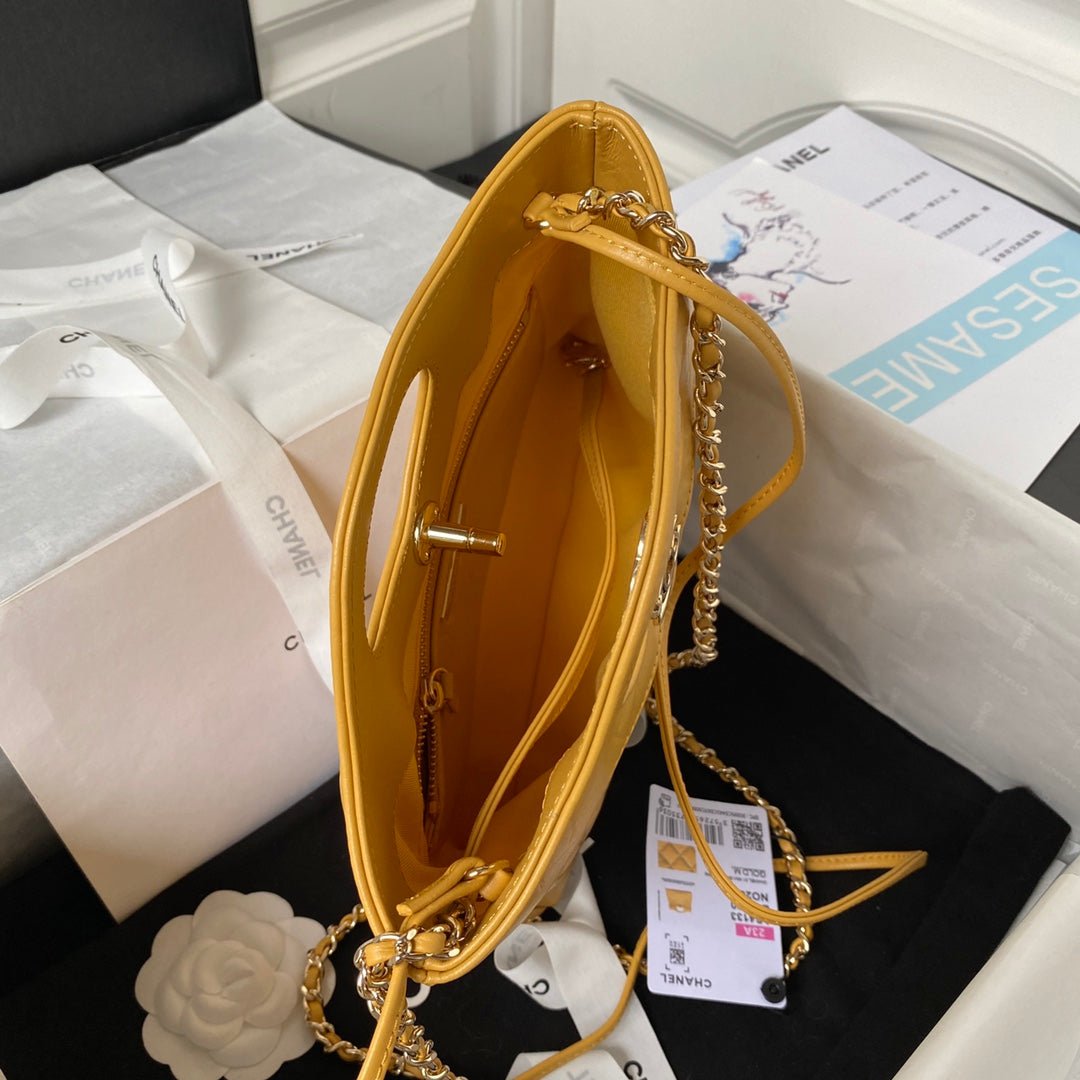 ＣＨＮＥＬ31 MINI SHOPPING BAG EARTH YELLOW