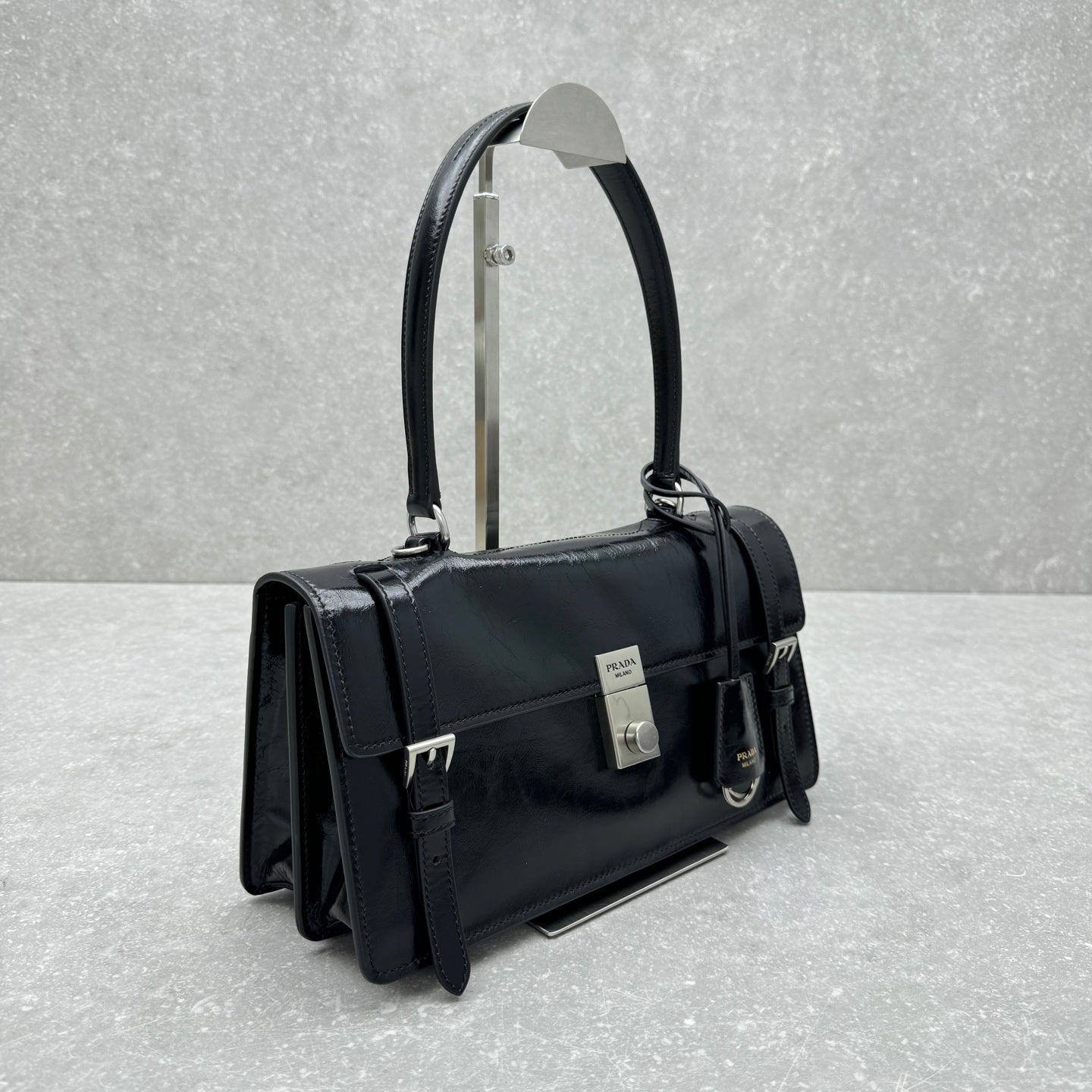 ＰＲＤＡ MEDIUM LEATHER HANDBAG