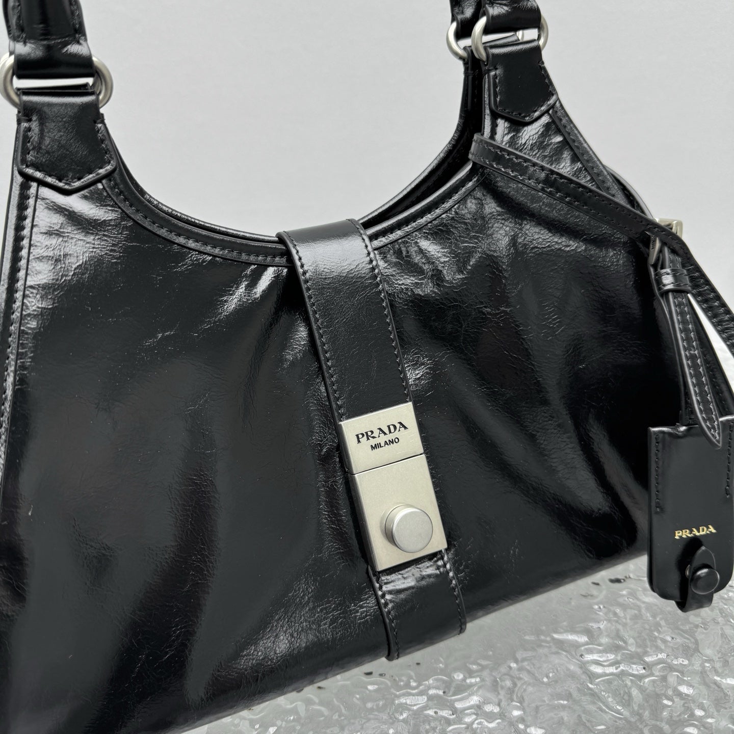 ＰＲＤＡ MEDIUM LEATHER TOTE BAG BLACK