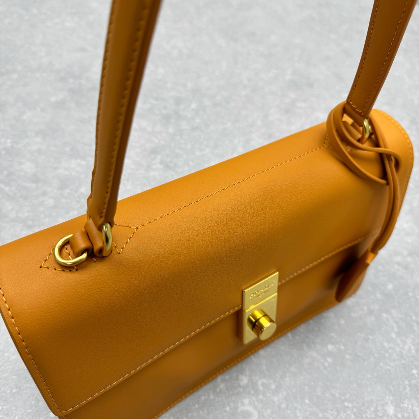 ＰＲＤＡ SOFT SOUND MEDIUM LEATHER SHOULDER BAG AMBER