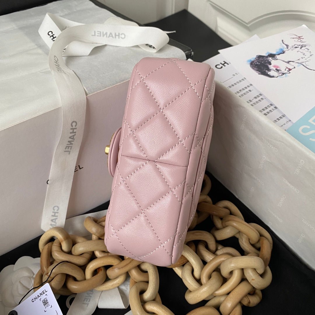 ＣＨＮＥＬ MINI FLAP BAG BABY PINK