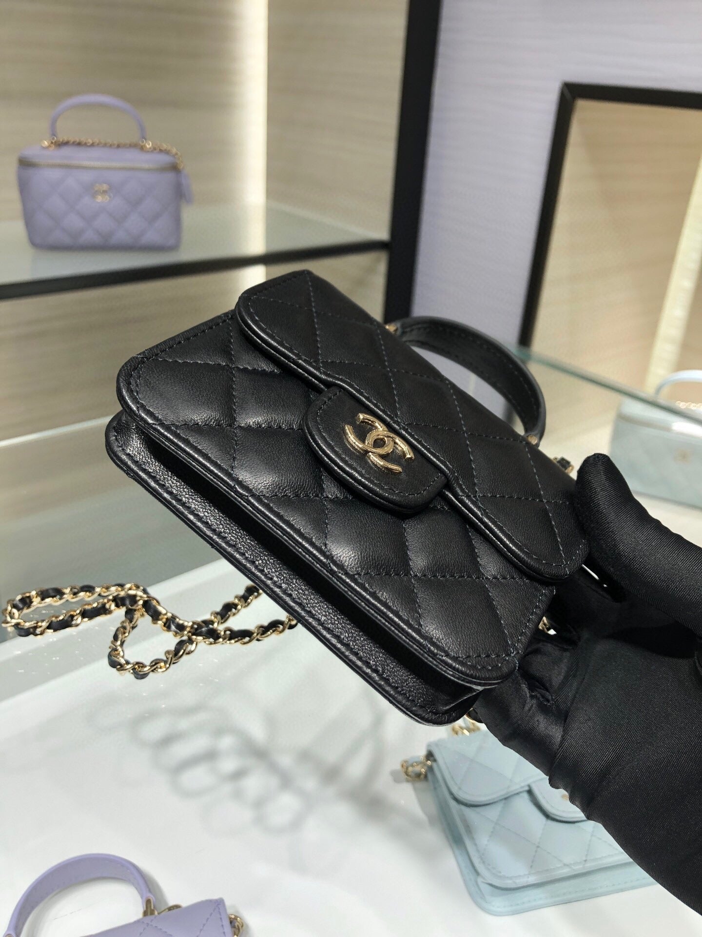 ＣＨＮＥＬFLAP COIN PURSE WITH CHAIN BLACK