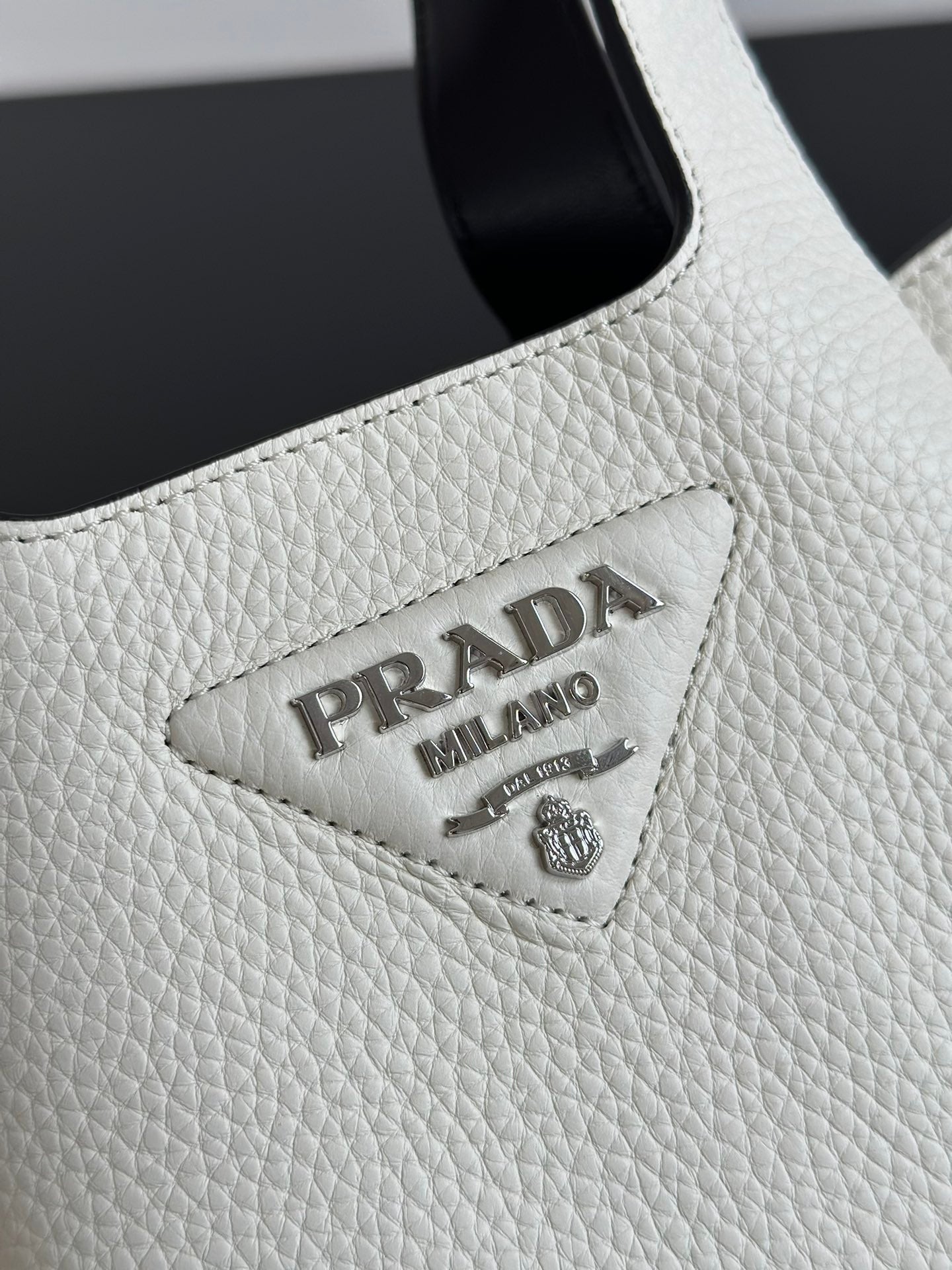 ＰＲＤＡ LEATHER MINI HANDBAG WHITE
