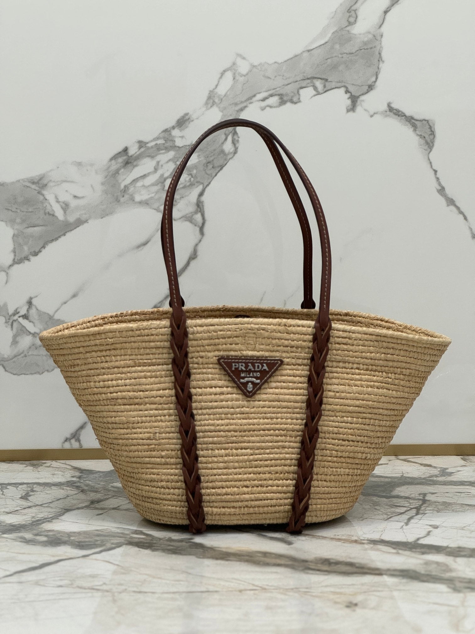 ＰＲＤＡ RAFFIA AND LEATHER TOTE BAG