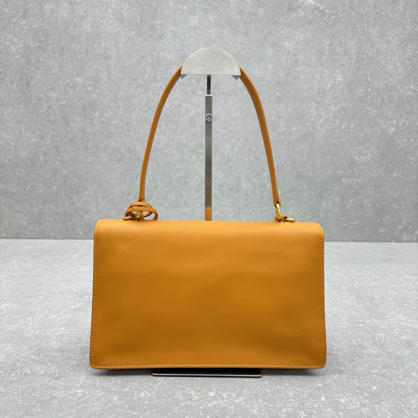 ＰＲＤＡ SOFT SOUND MEDIUM LEATHER SHOULDER BAG AMBER