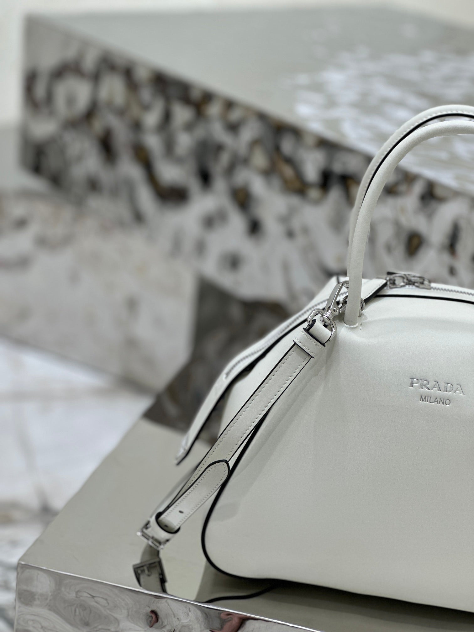 ＰＲＤＡ SUPERNOVA MEDIUM LEATHER TOP HANDLE BAG WHITE