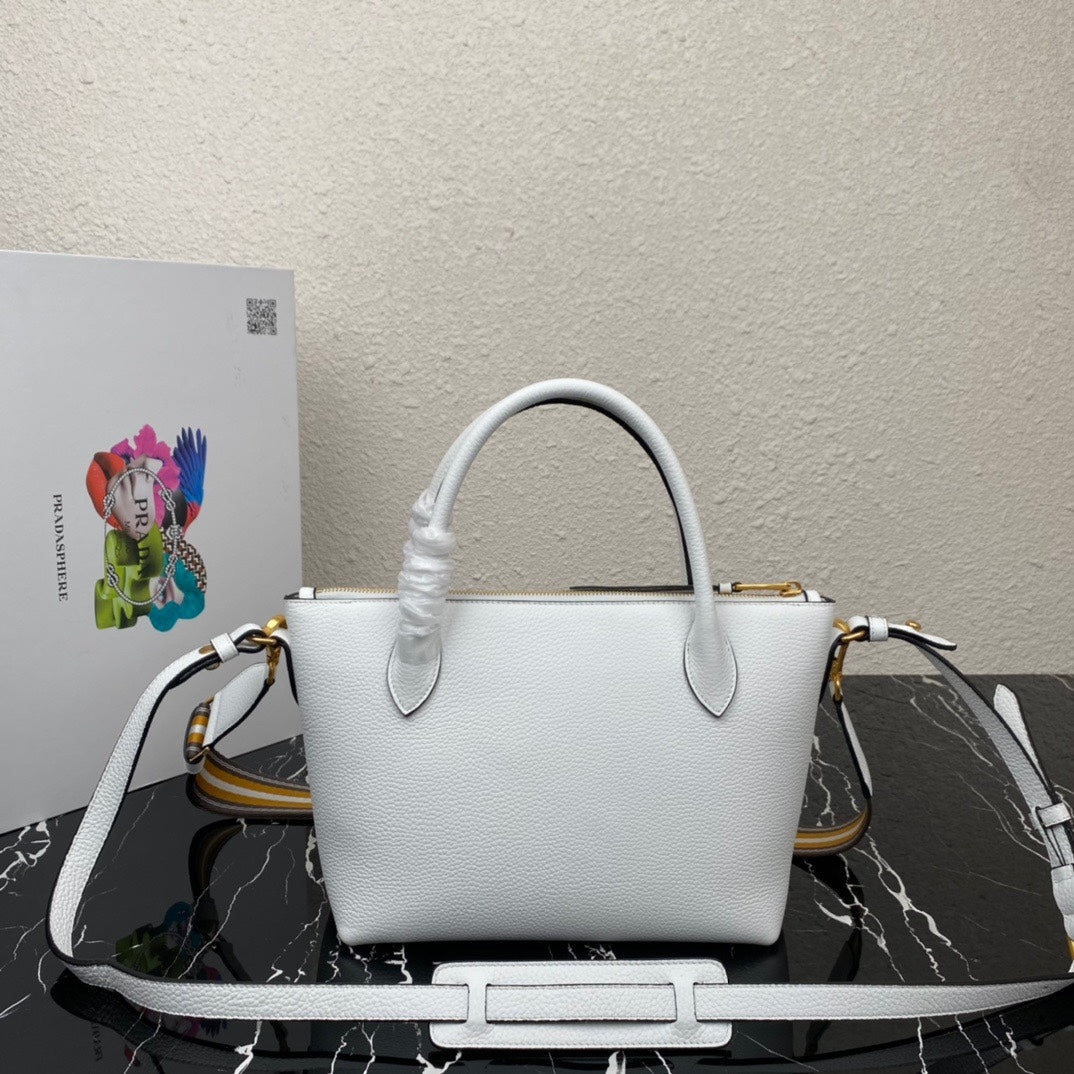 ＰＲＤＡ DAINO LEATHER TOTE BAG WHITE