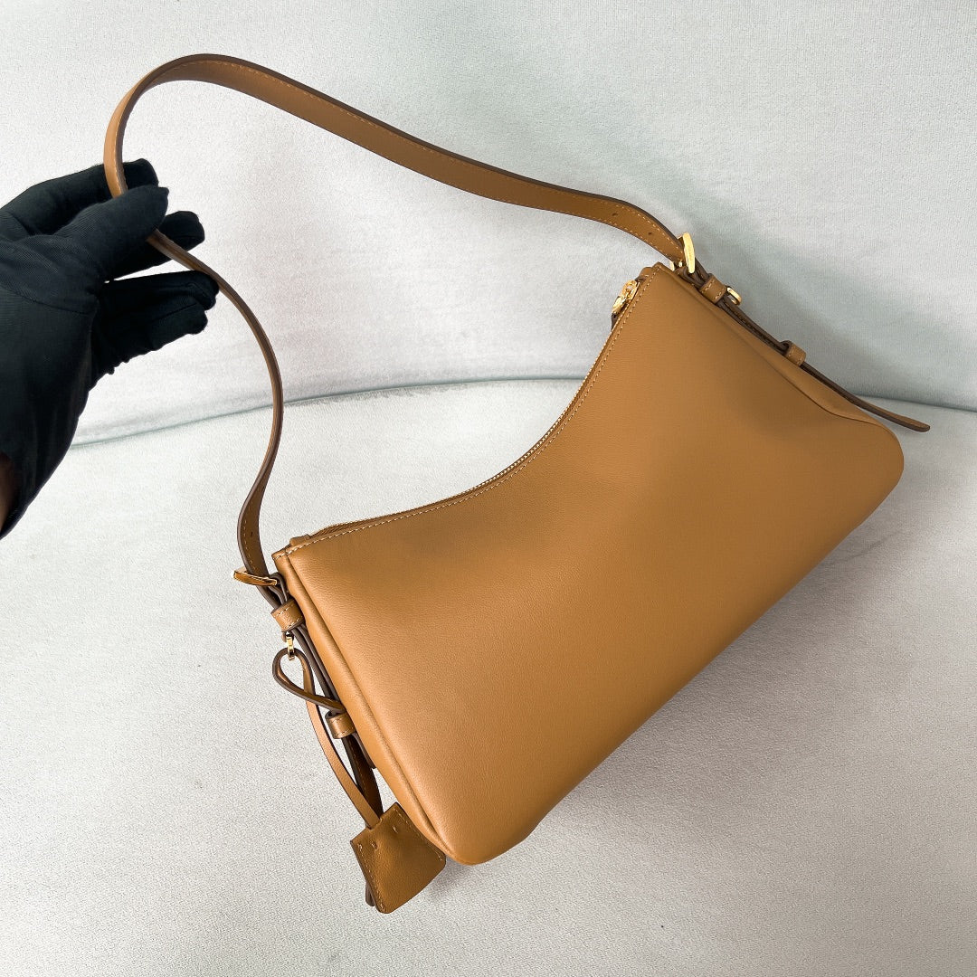 ＰＲＤＡ AIMÉE LARGE LEATHER SHOULDER BAG CARAMEL