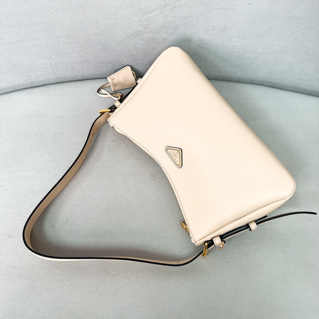 ＰＲＤＡ AIMÉE LARGE LEATHER SHOULDER BAG SAND