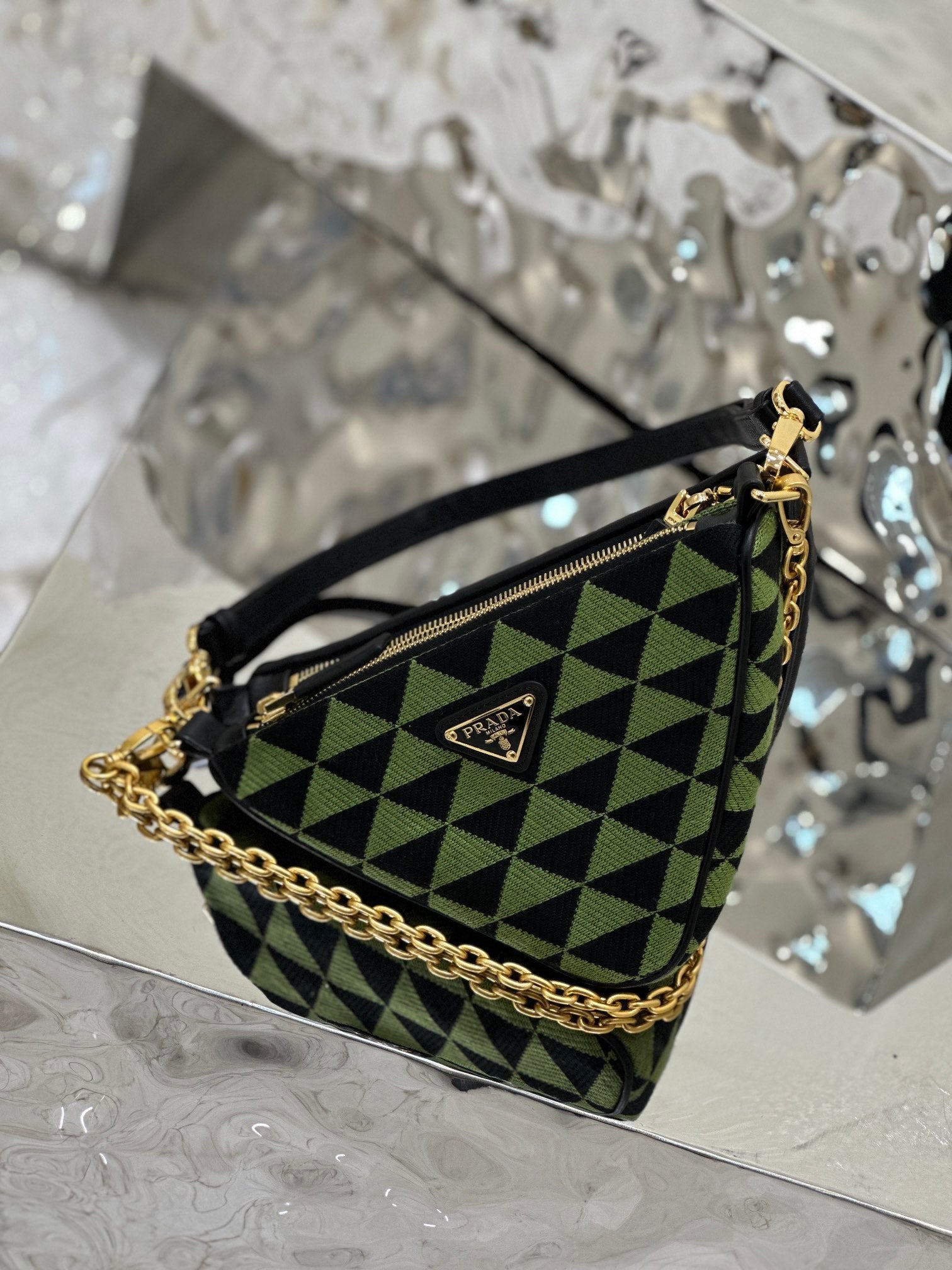 ＰＲＤＡ TRIANGLE-LOGO LEATHER AND JACQUARD SHOULDER BAG GREEN