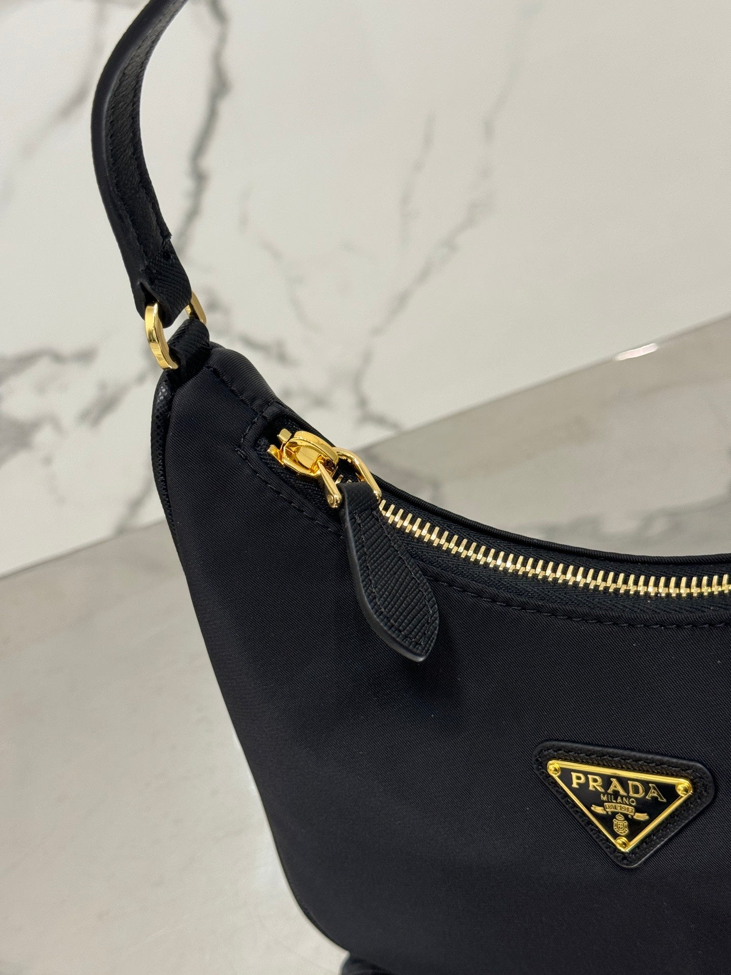ＰＲＤＡ RE-EDITION 2005 RE-NYLON AND SAFFIANO MINI BAG BLACK