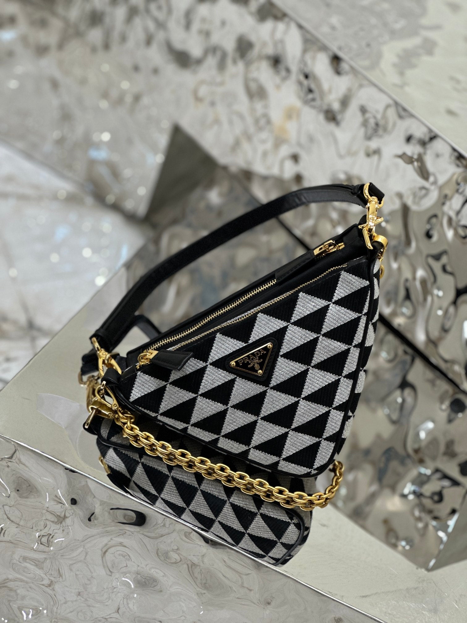 ＰＲＤＡ TRIANGLE-LOGO LEATHER AND JACQUARD SHOULDER BAG WHITE