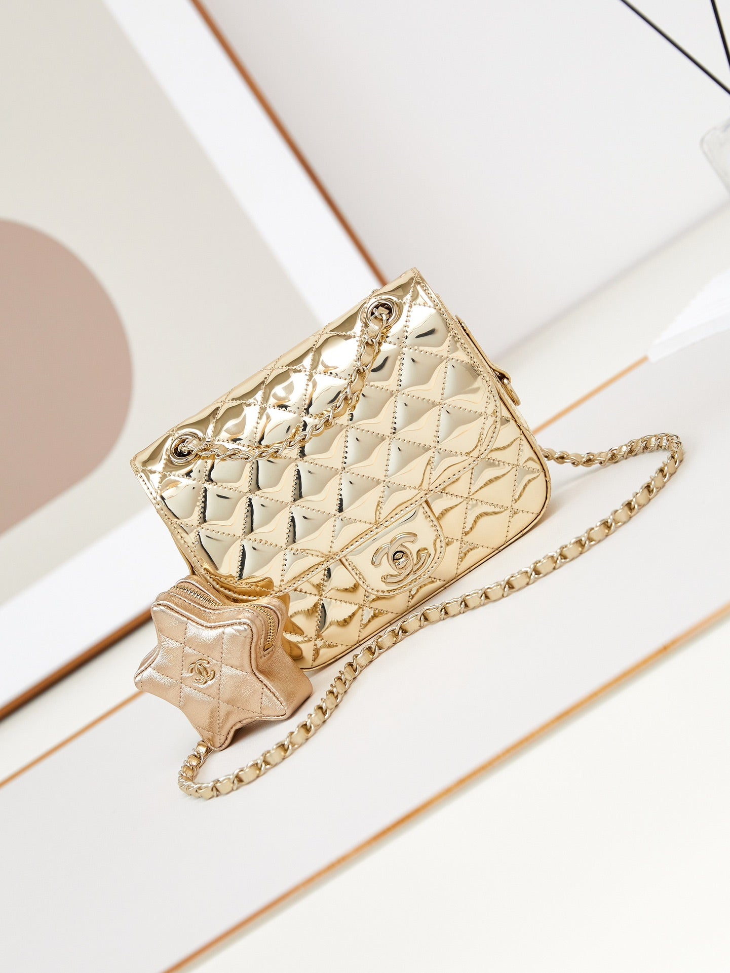 ＣＨＮＥＬCLASSIC FLAP BAG GOLDEN