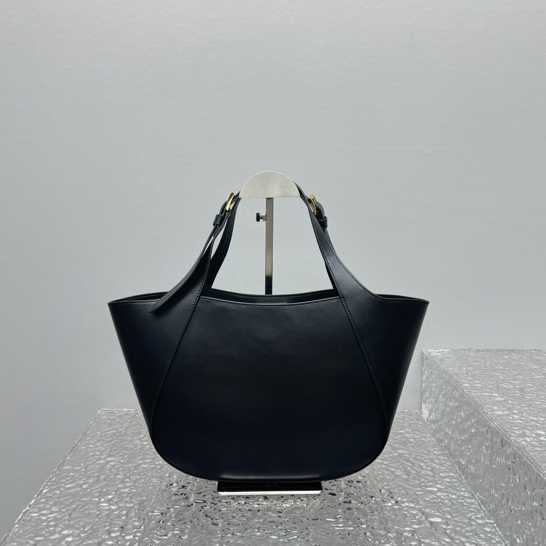 ＰＲＤＡ MEDIUM LEATHER TOTE BAG