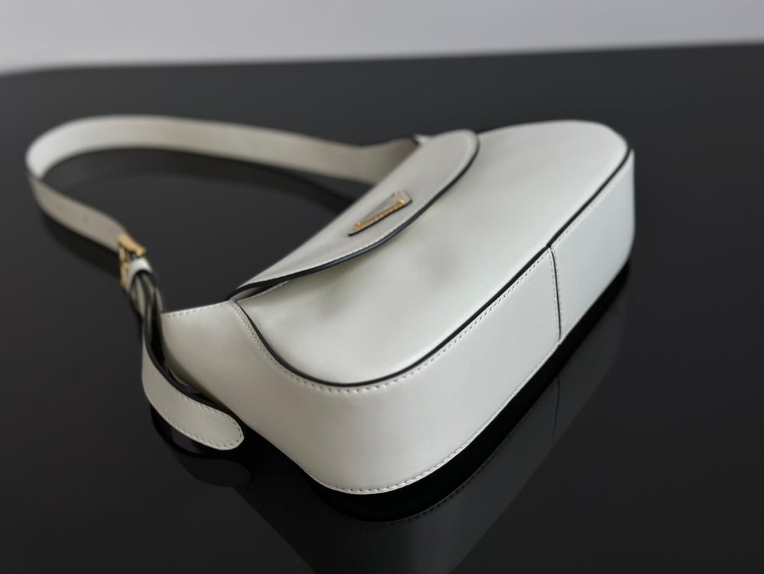ＰＲＤＡ SMALL LEATHER SHOULDER BAG WHITE