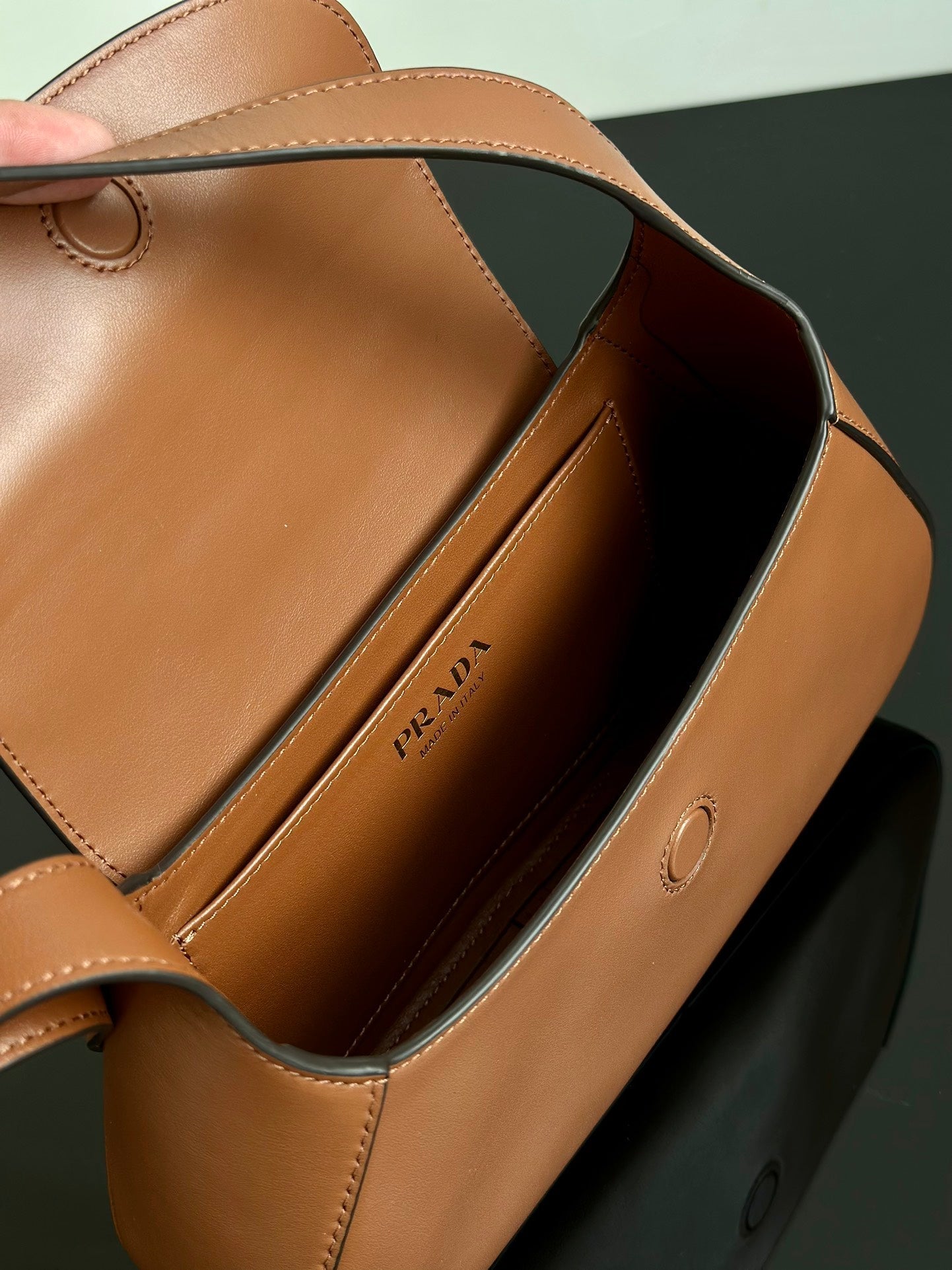 ＰＲＤＡ SMALL LEATHER SHOULDER BAG CARAMEL