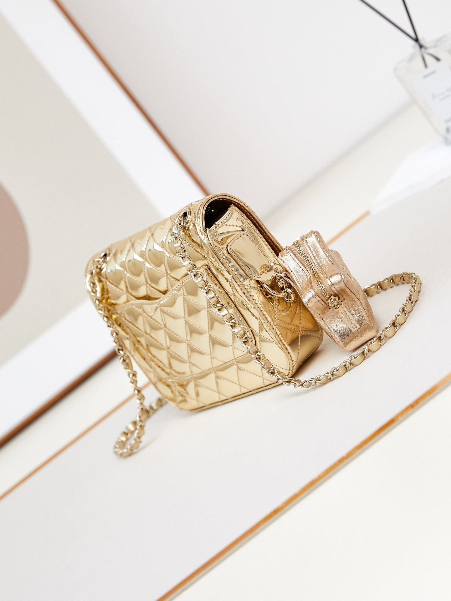 ＣＨＮＥＬCLASSIC FLAP BAG GOLDEN