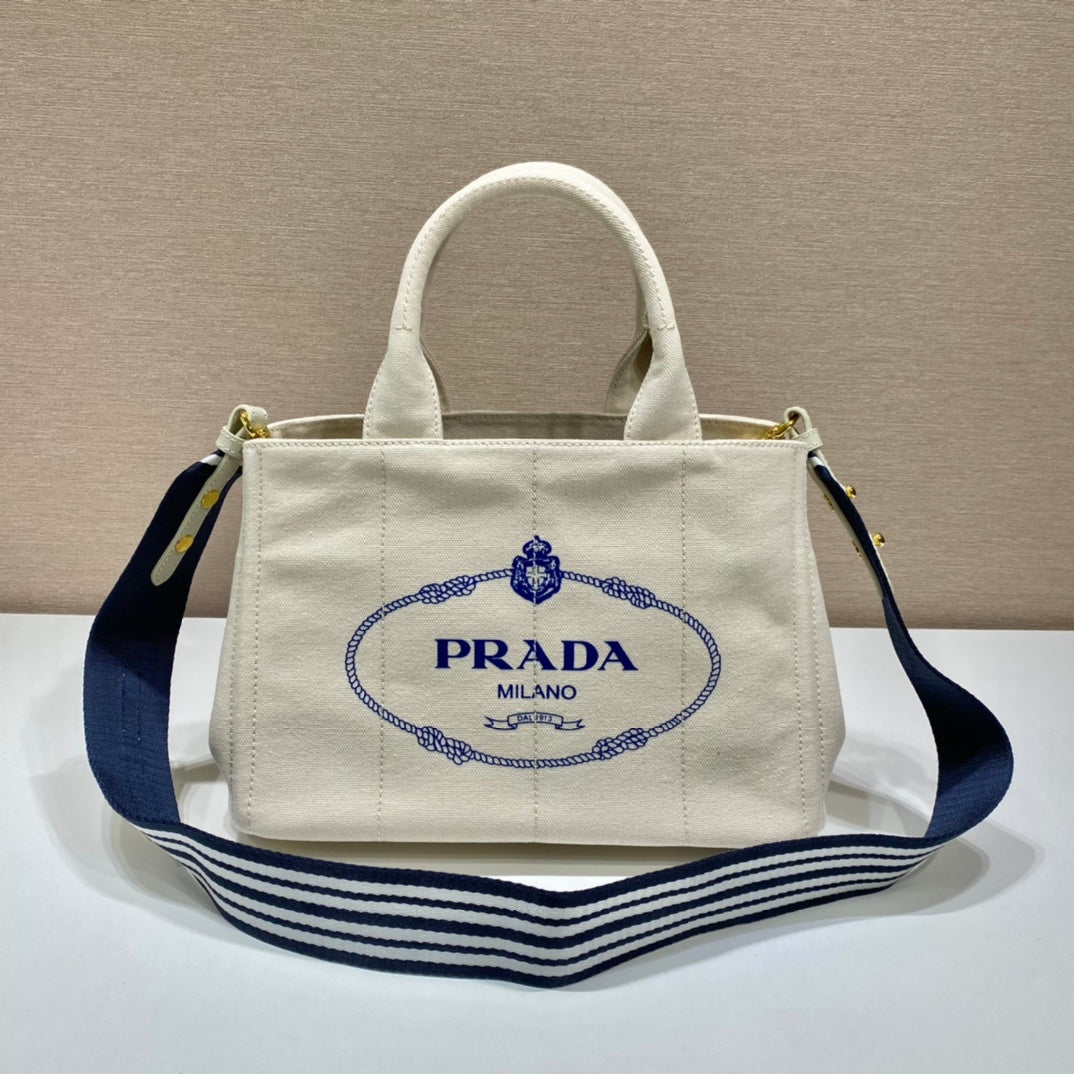 ＰＲＤＡ GIARDINIERA SMALL TOTE WHITE