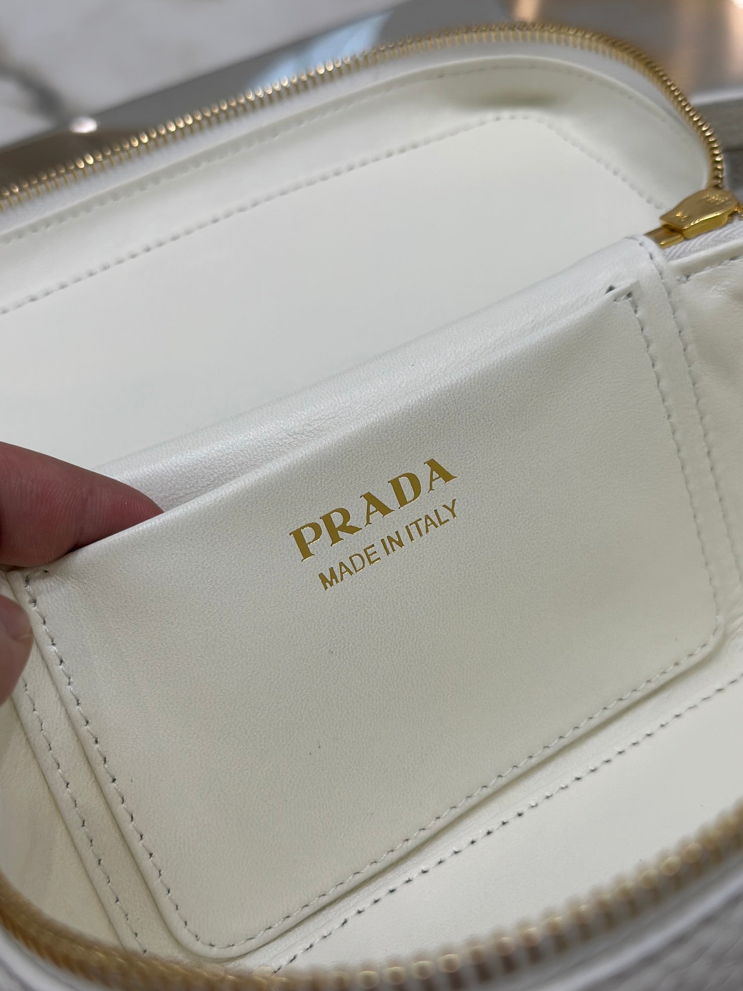 ＰＲＤＡ LEATHER MINI BAG WHITE