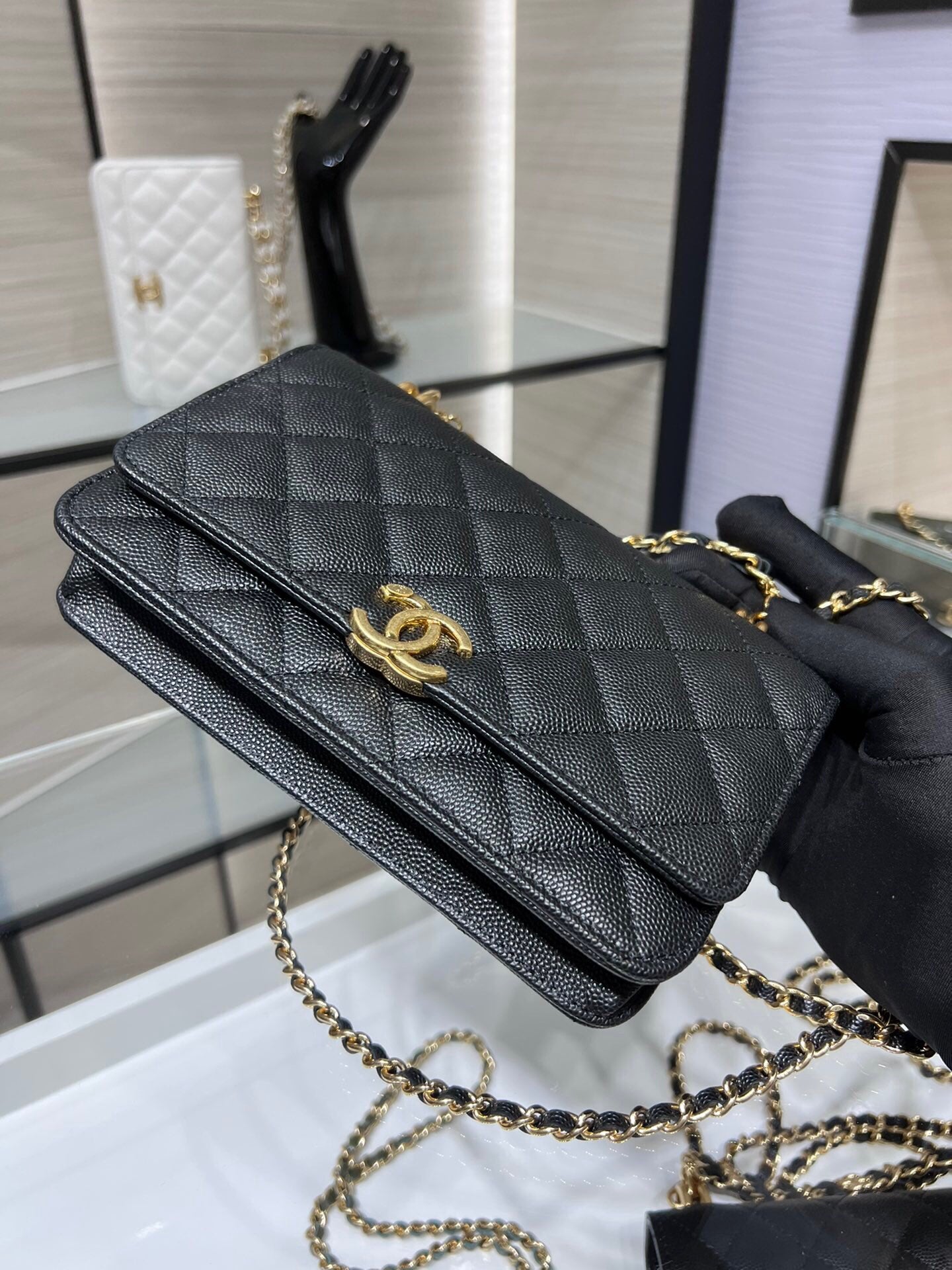 ＣＨＮＥＬ22K DOUBLE CHAIN BAG BLACK