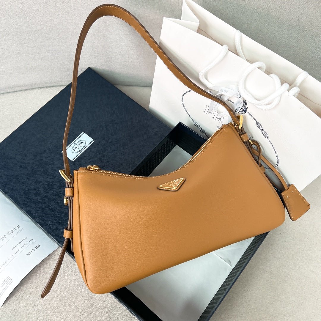 ＰＲＤＡ AIMÉE LARGE LEATHER SHOULDER BAG CARAMEL