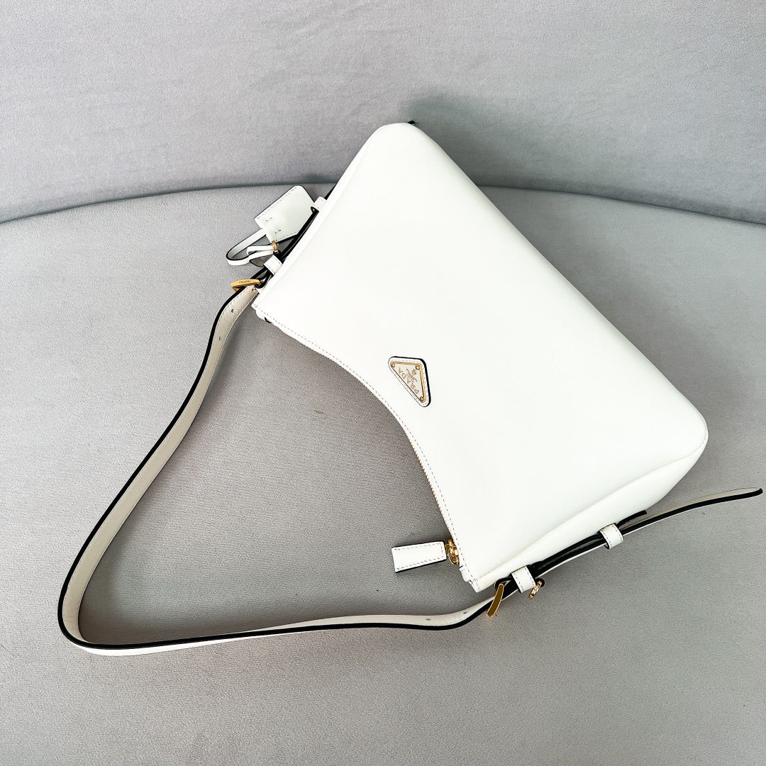 ＰＲＤＡ AIMÉE LARGE LEATHER SHOULDER BAG WHITE