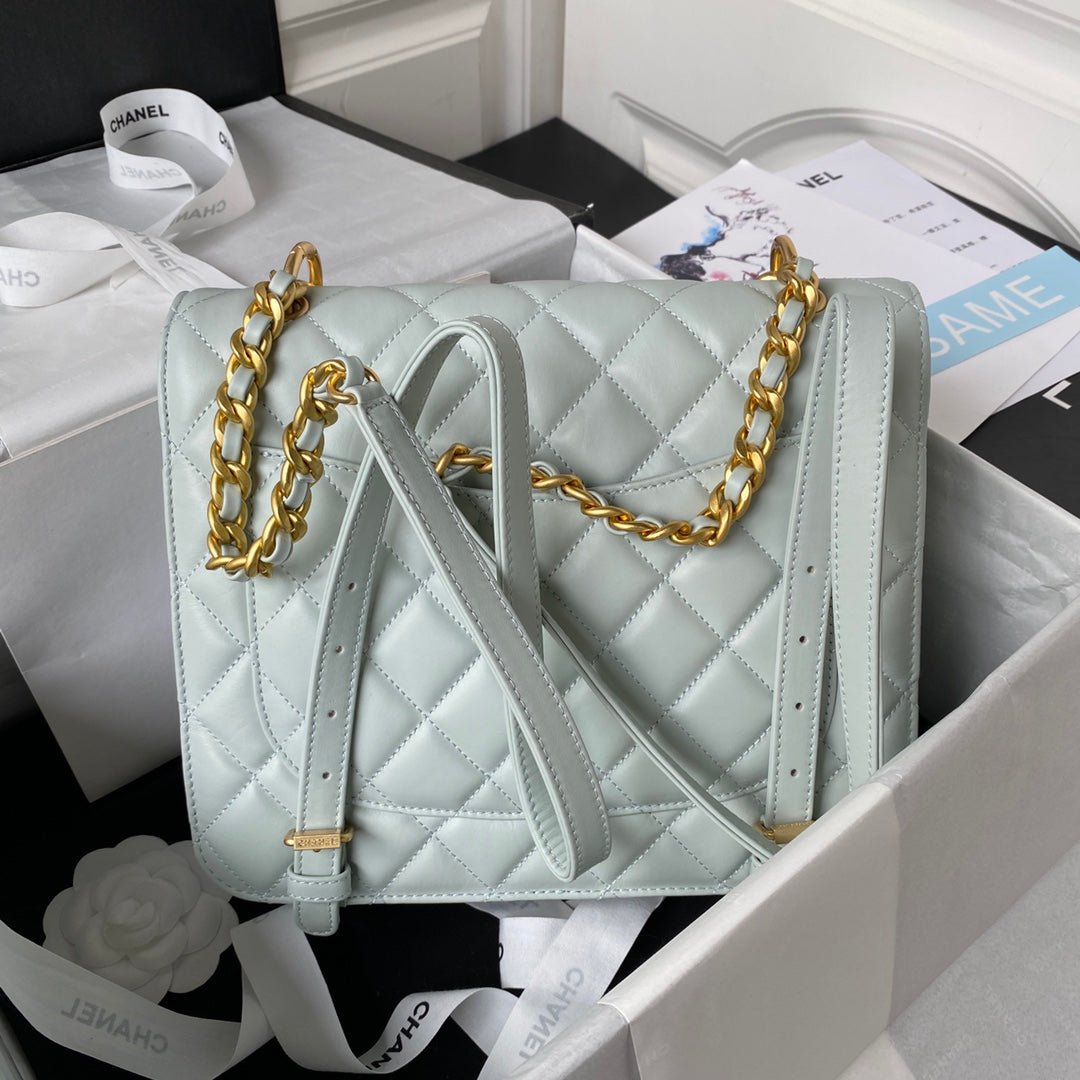 ＣＨＮＥＬCLASSIC FLAP BACKPACK ASH GRAY