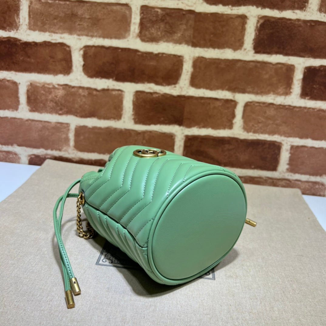 ＧＣＣＩGG MARMONT BUCKET BAG GREEN