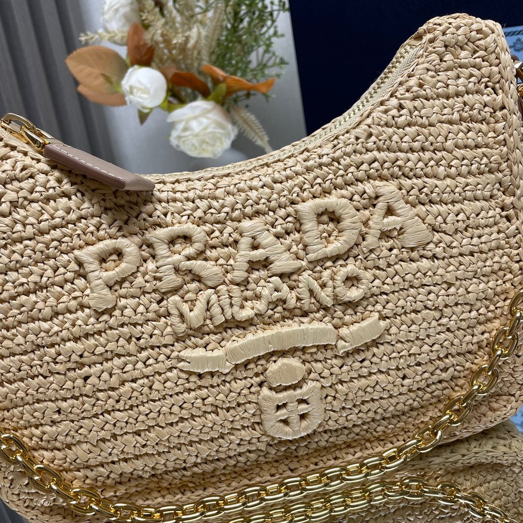 ＰＲＤＡ RE-EDITION CROCHET MINI-BAG