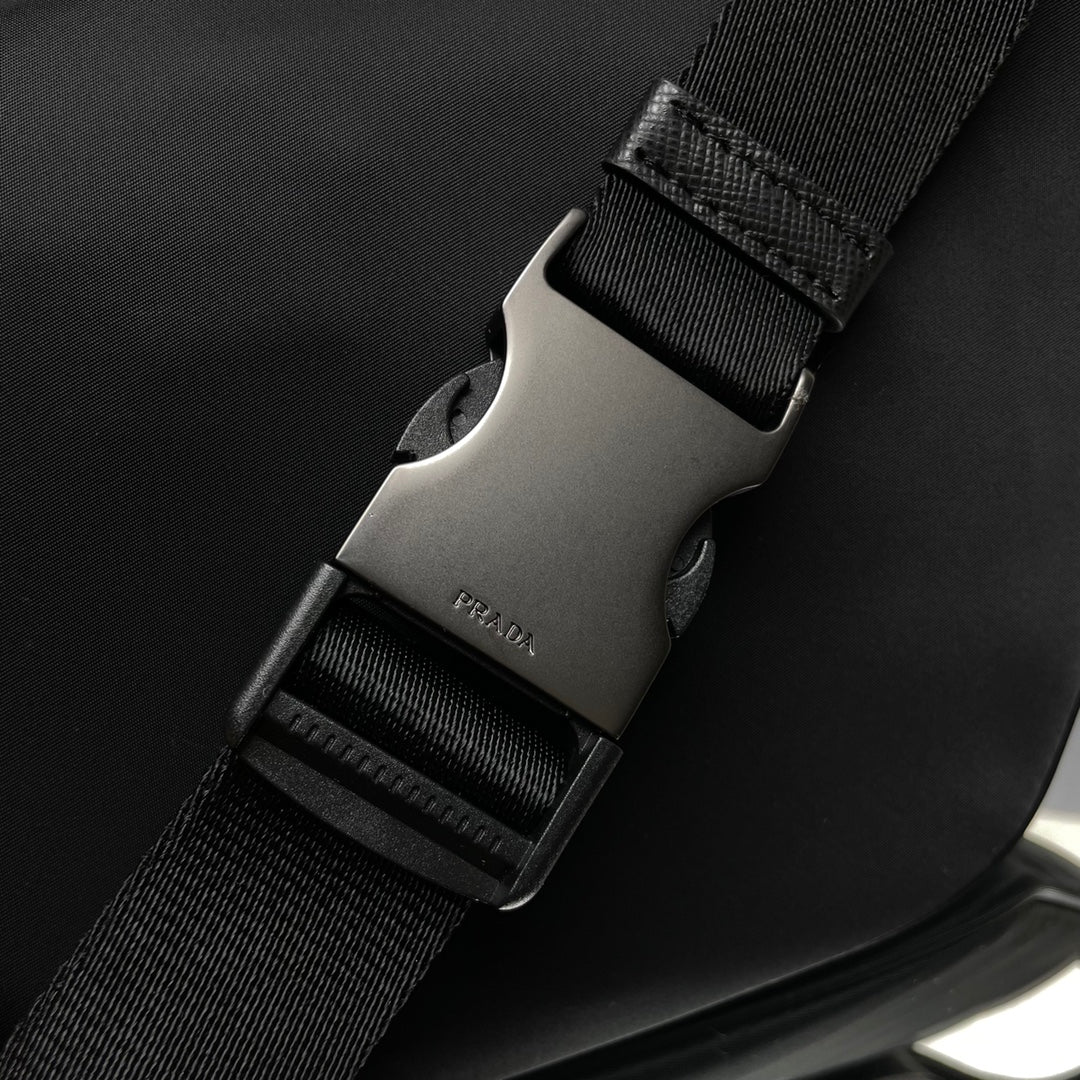 ＰＲＤＡ RE-NYLON AND SAFFIANO LEATHER BELT BAG