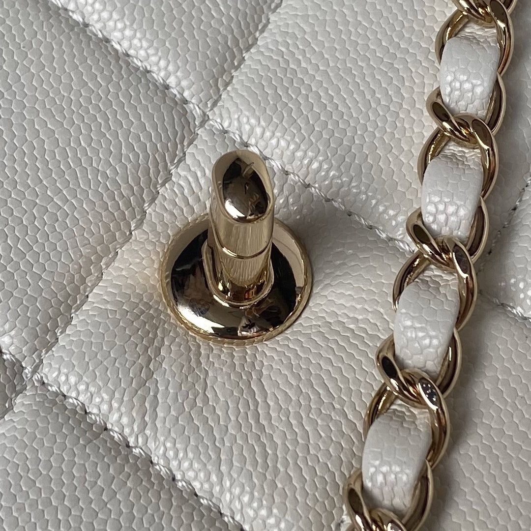 ＣＨＮＥＬTOP HANDLE FLAP BAG WHITE