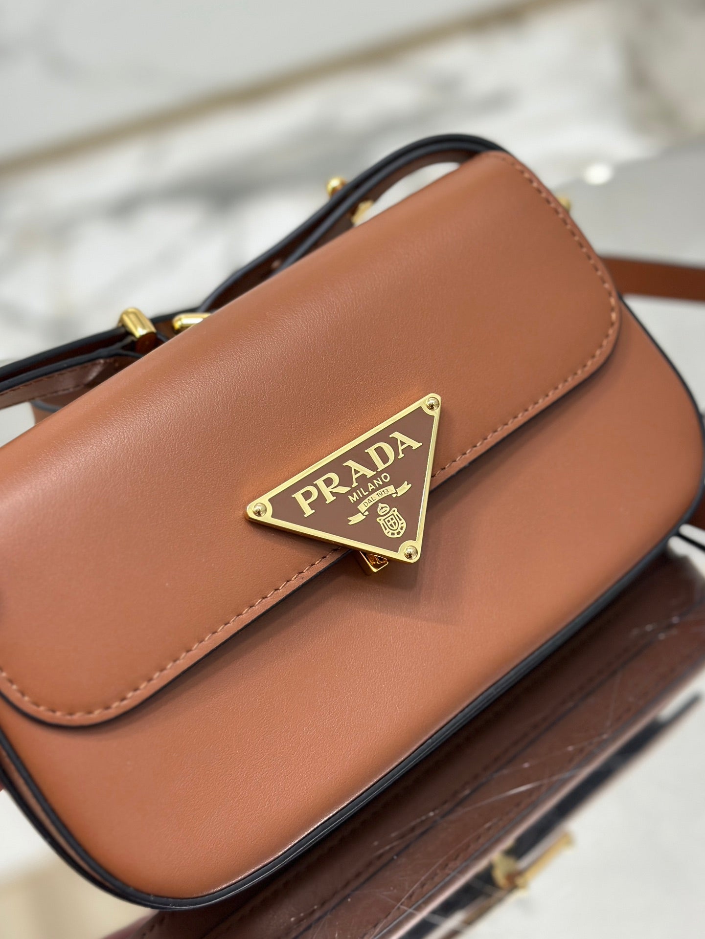 ＰＲＤＡ LEATHER SHOULDER BAG COGNAC