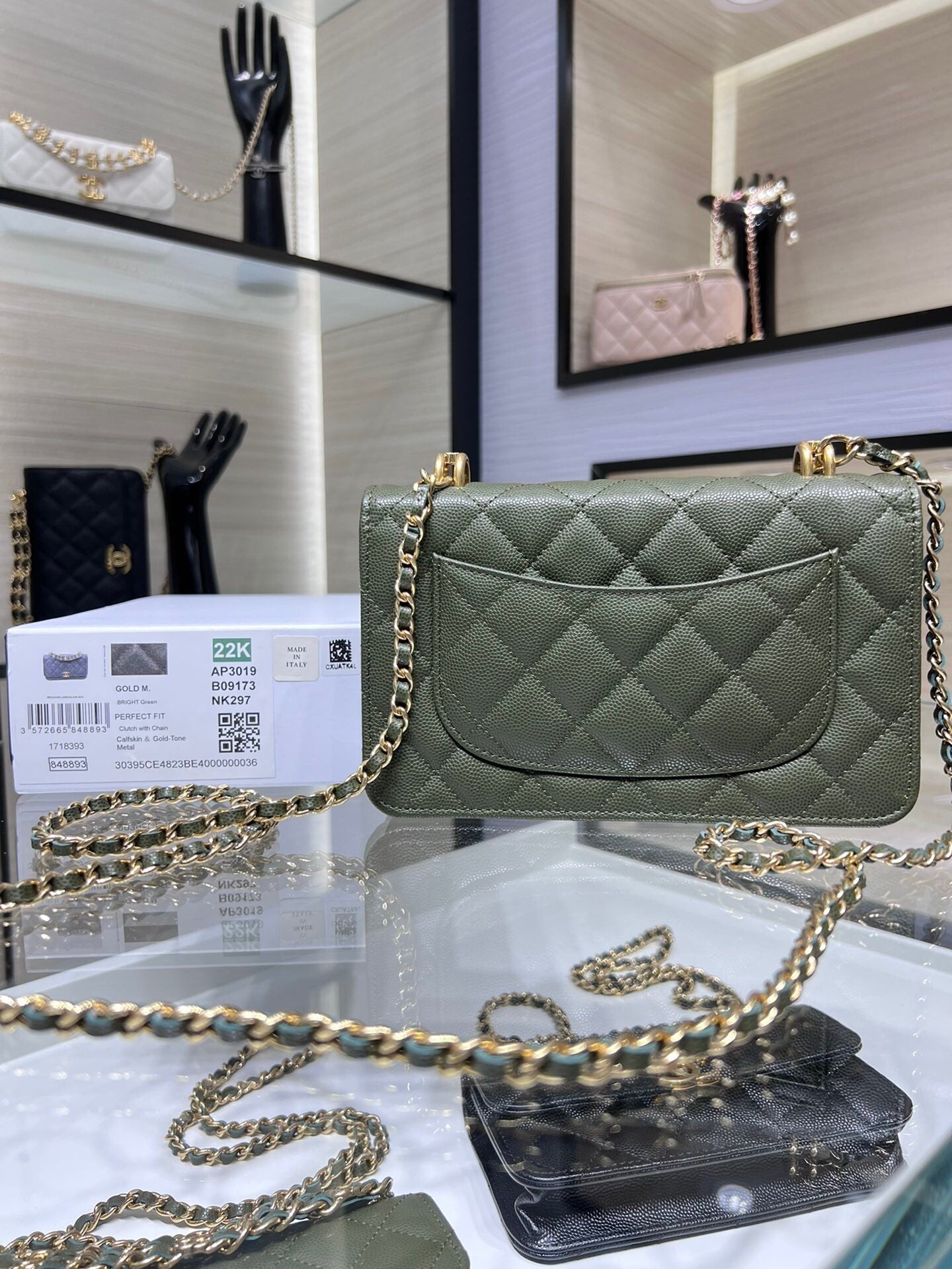 ＣＨＮＥＬ22K DOUBLE CHAIN BAG EBONY