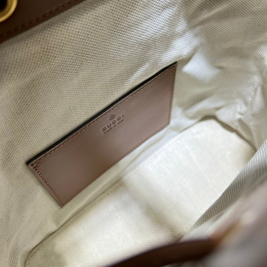 ＧＣＣＩSMALL BAMBOO BACKPACK BROWN